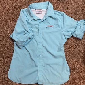 Light Aqua Columbia Youth medium shirt